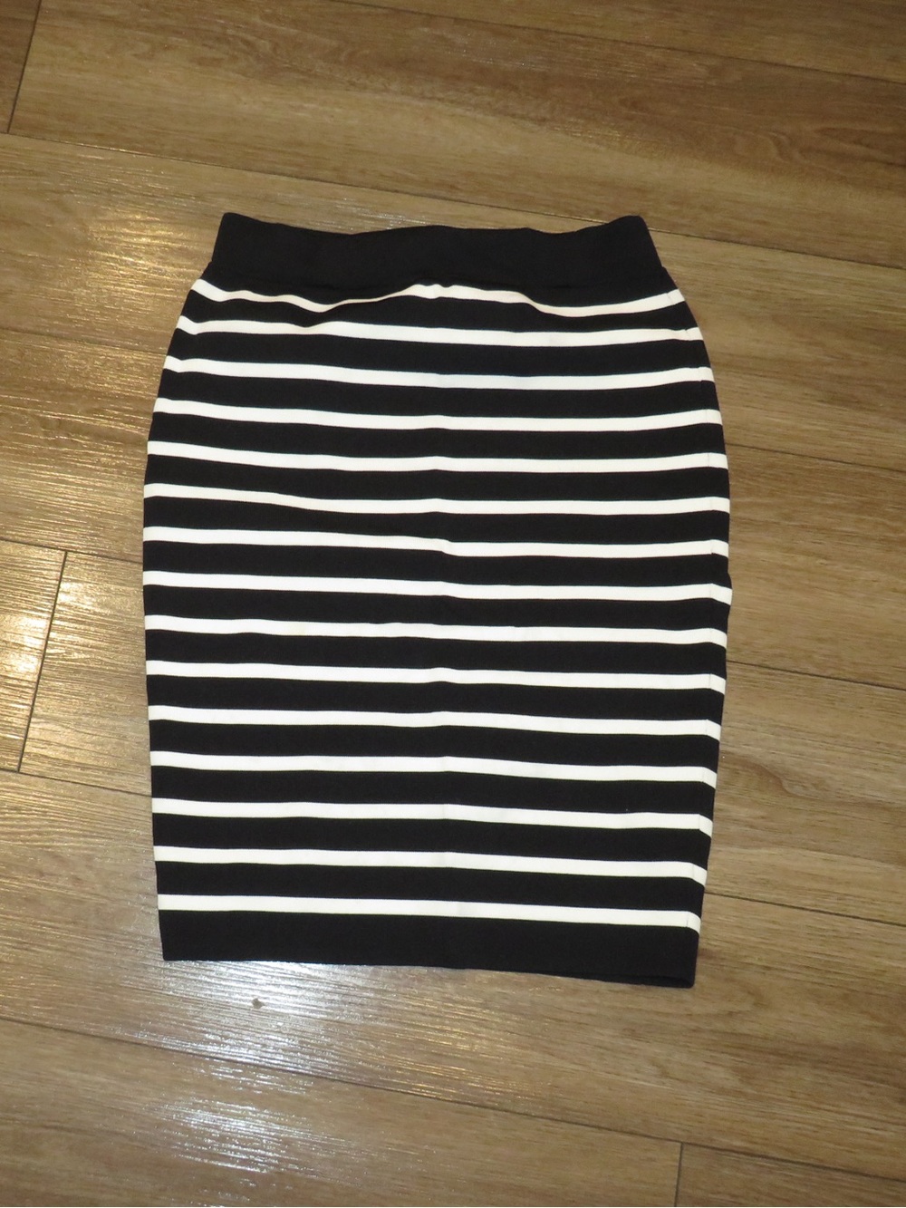 XOXO Black and White Striped Pencil Skirt